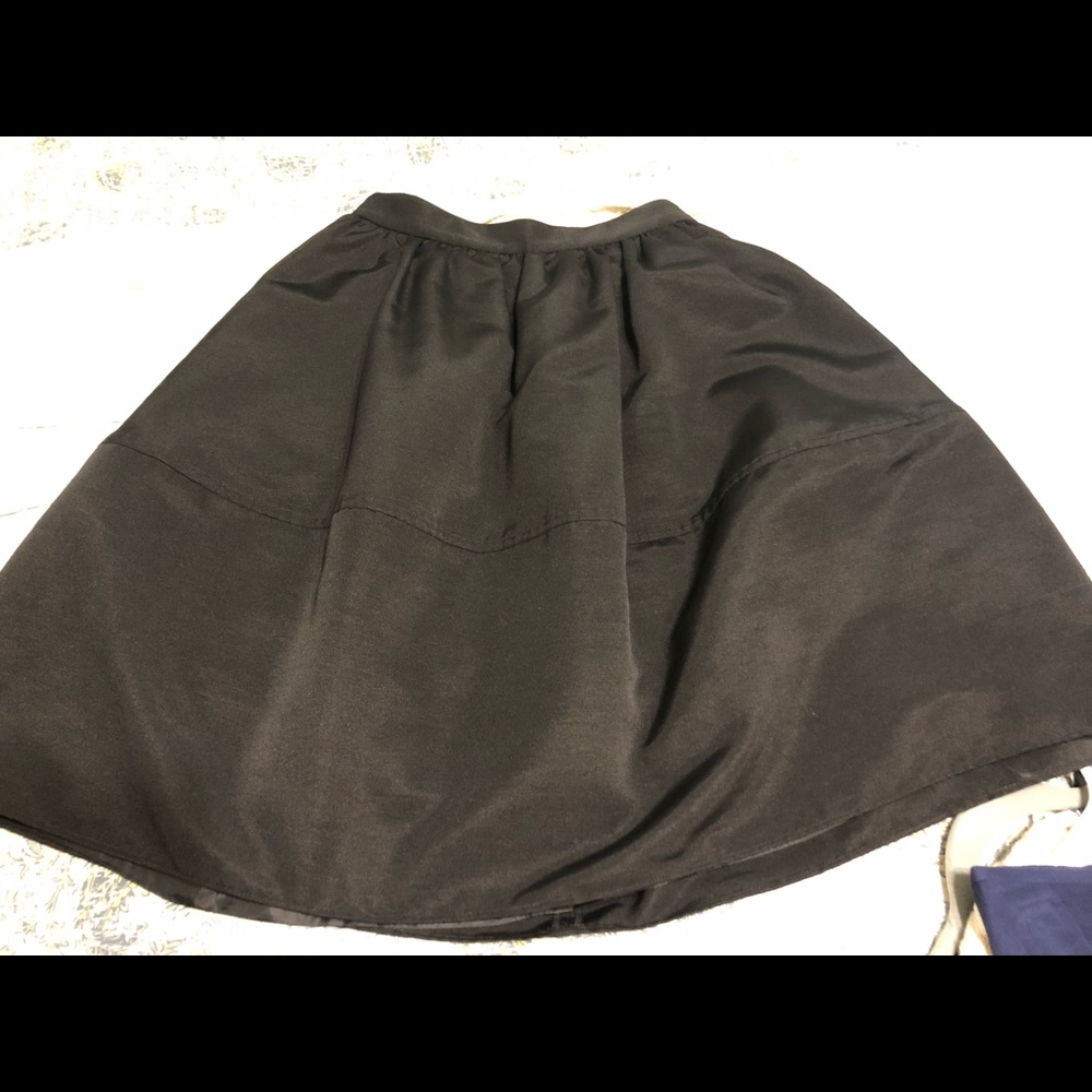 Black midi skirt
